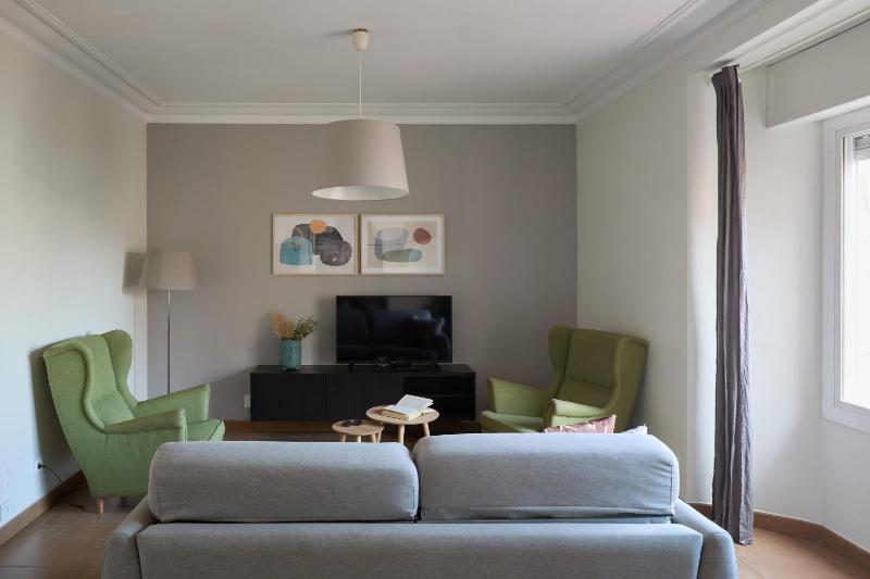 Casa Cosi - Casanova 7 — комфортный отель в Барселоне