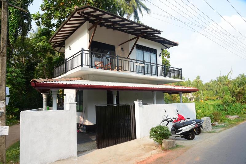 Wimal Villa Hikkaduwa — комфортный отель в Хиккадува