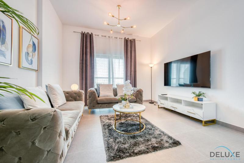 Whimsical 2BR at Bella Rose Barsha South by Deluxe Holiday Homes — отель с удобным расположением в Дубае