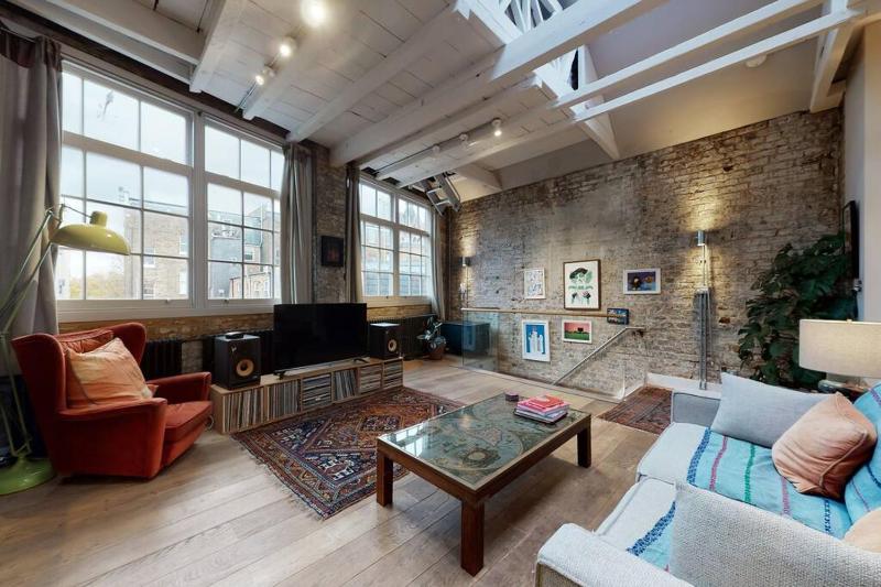 Stylish 2 bedroom 2 bathroom flat in Islington — забронировать отель в Лондоне
