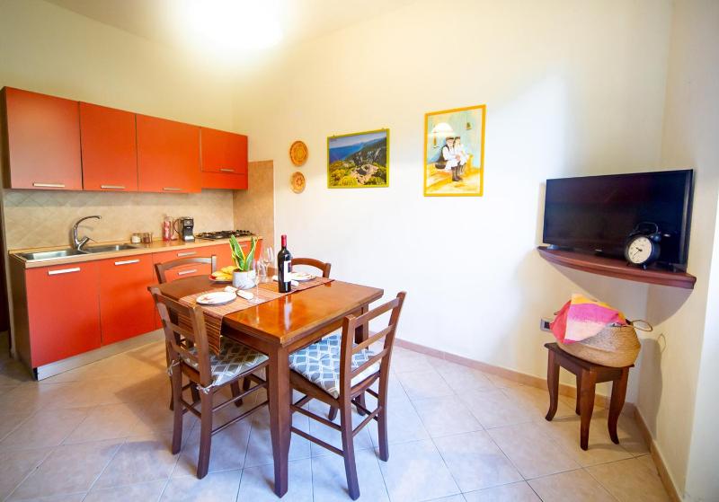 Casa Mare Calmo a Cala Gonone - Romantico Nido Sul Mare