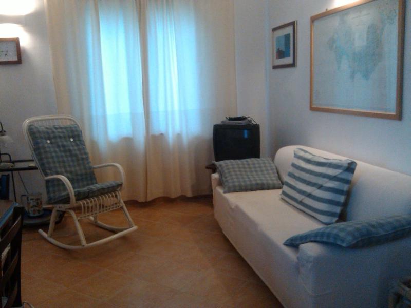 Per uno Sano Relax a Nora - Casa vacanze fronte mare