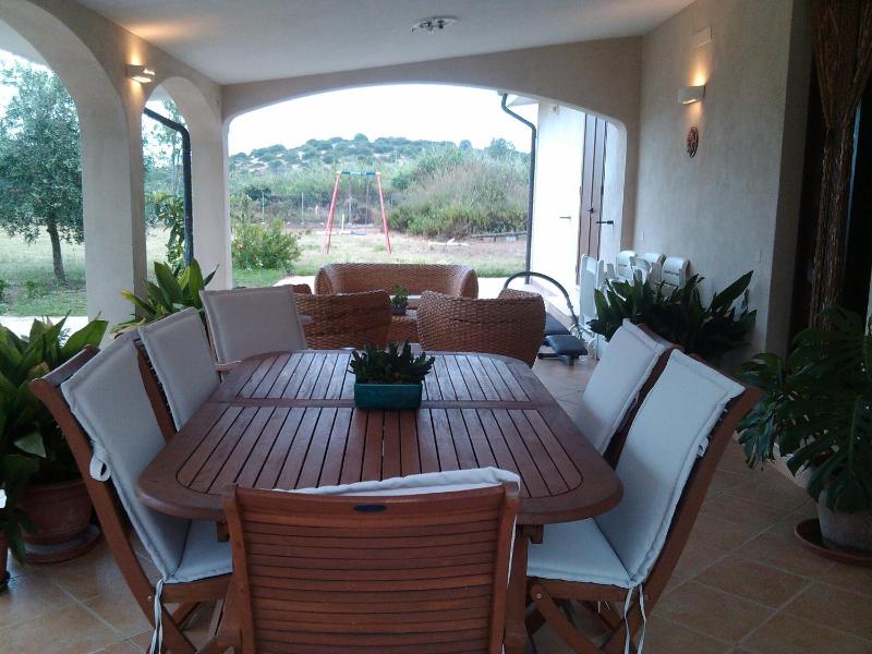 Per uno Sano Relax a Nora - Casa vacanze fronte mare