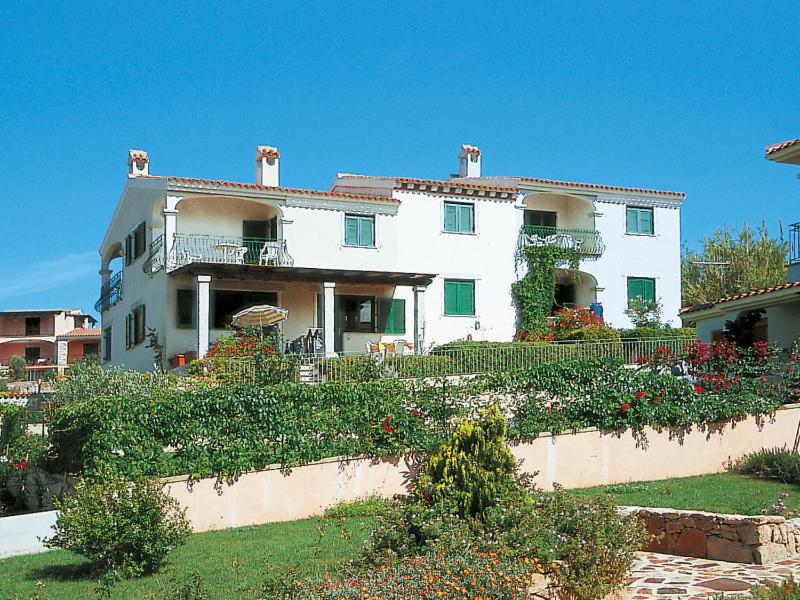 Borgo Le Logge a Budoni - Spazioso Appartamento Terrazza