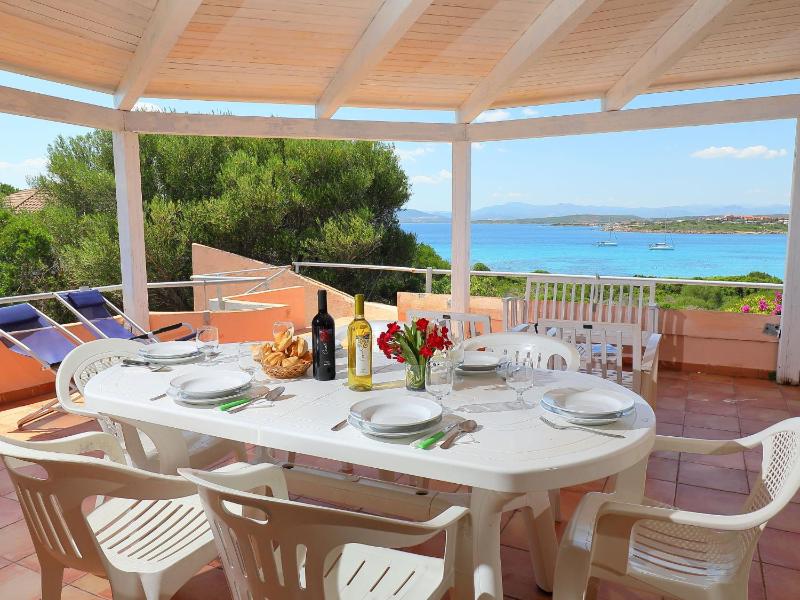 Vista Mare 1 a Golfo Aranci - Incantevole Appartamento