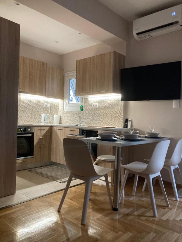Bijou Kalamakiou (Athens Riviera) — отель с удобным расположением в Афины