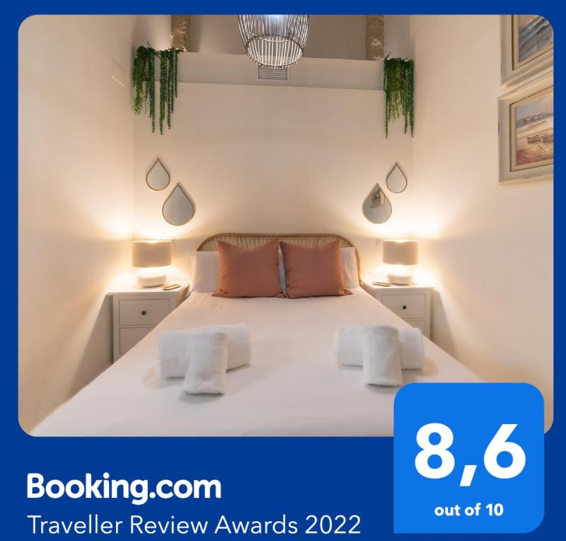 Casola Beach House — отель с удобным расположением в Аликанте