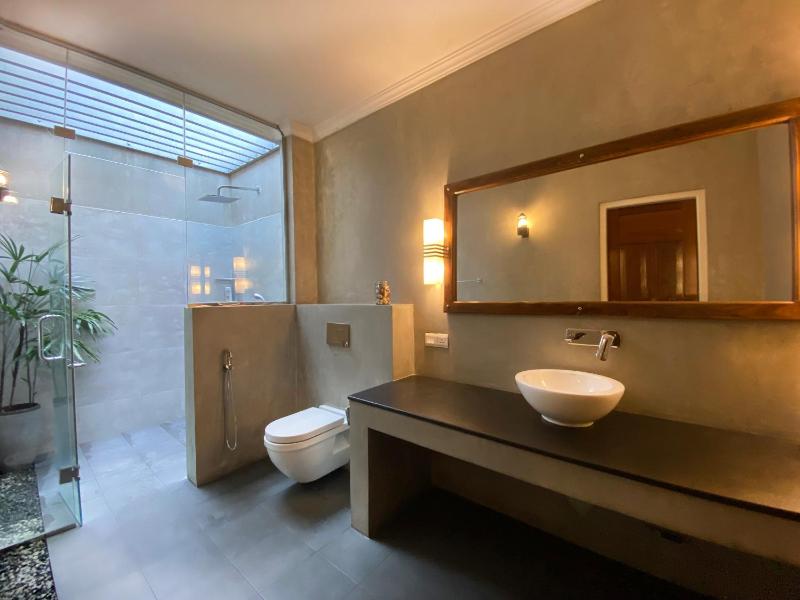 Цены на ELA HOUSE в Хиккадува
