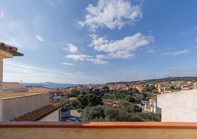 Gallura 1 a La Maddalena - Spazioso con terrazza