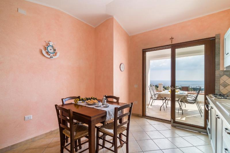 Casa Osalla a Cala Gonone - Comodo appartamento mare
