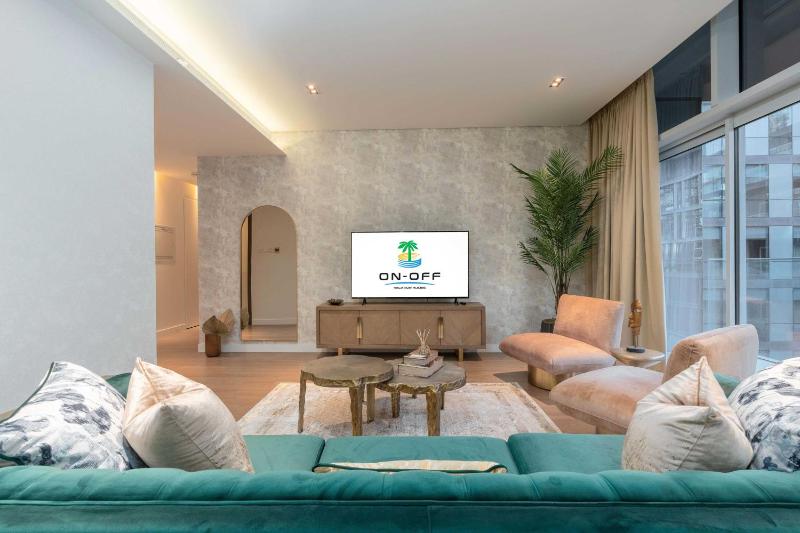 ON OFF HH-City walk- Relaxing design 2BR & MAID ROOM — отель в Дубае, Объединенные Арабские Эмираты