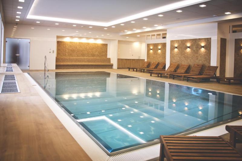 Apartman Rezidence Moser-free parking garage — забронировать отель в Карловых Варах