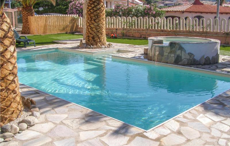Casa Doria a Valledoria - Appartamento con Piscina