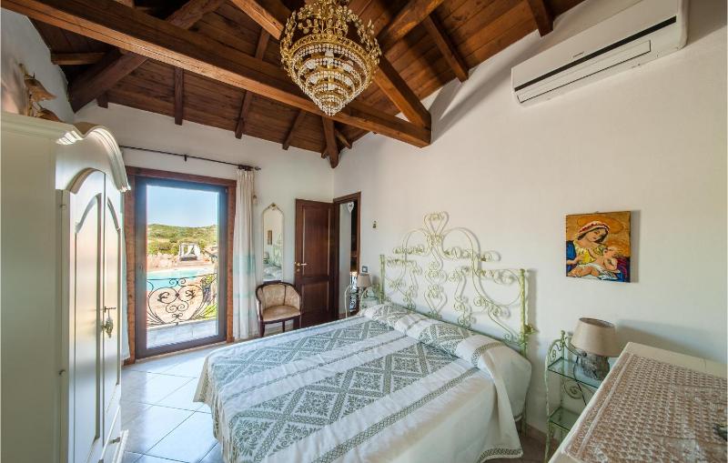 Villa di Lusso ad Arzachena - Esclusiva con piscina
