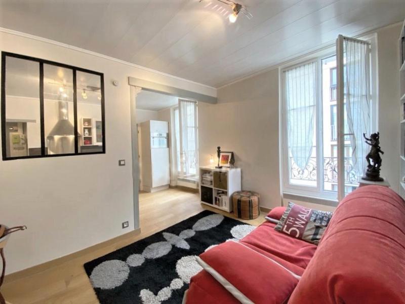 Appartement coquet sur les hauteurs de Montmartre — забронировать отель в Париже