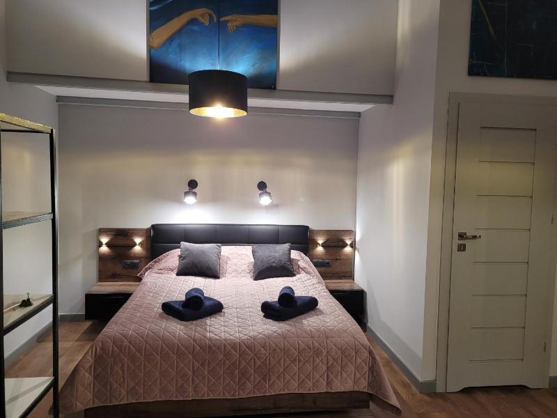 "ApartCalm - like at Home" - close to Subway — отель с удобствами в Варшаве