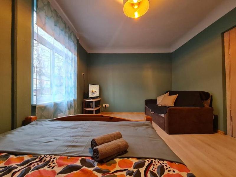 4 can stay, free parking, 10 min to city center. — забронировать отель в риге