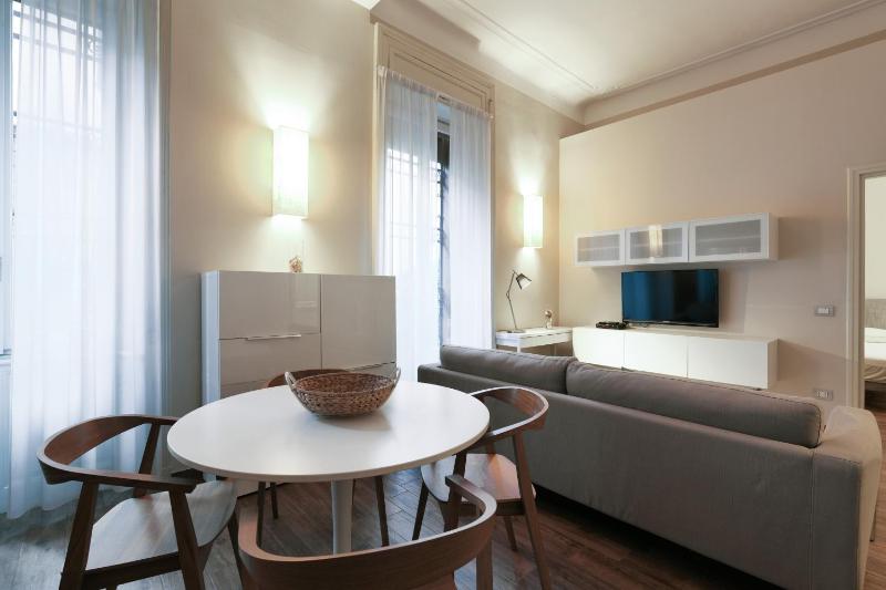 Contempora Apartments - Porta Romana - Traviata — отель с удобствами в Милане