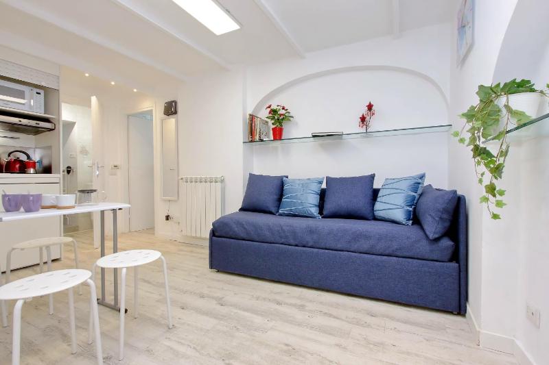 YCH-Confortevole Suite al Colosseo — отель в Риме, Италия