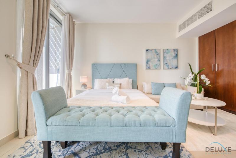 Exquisite Studio at Standpoint Tower Downtown Dubai by Deluxe Holiday Homes — отель с удобным расположением в Дубае