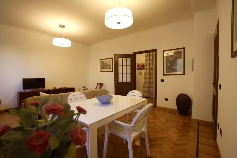 Residenza Aletheia - 2BR with Saint Peter's view — отель в Риме, Италия