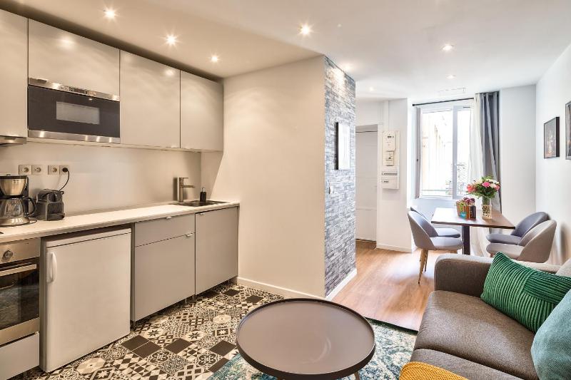 04 Best Flat Montorgeuil 3 — отель с удобным расположением в Париже