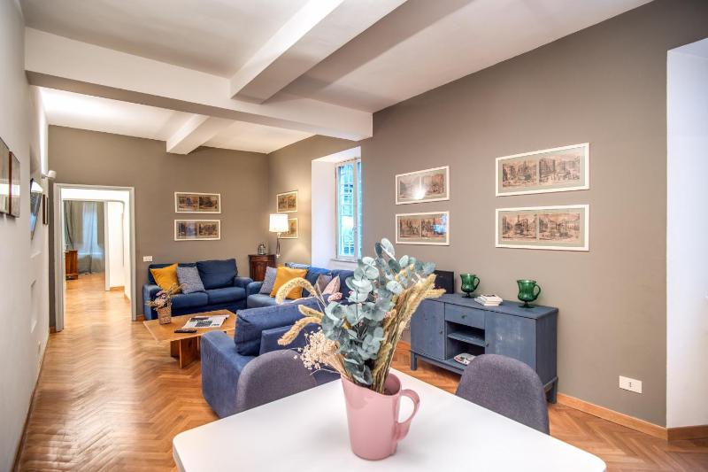 Casa Monserrato 2 bedrooms - Campo de' Fiori — отель в Риме, Италия
