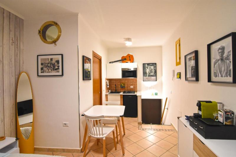 Цены на BlaBlaBla Apartment в Неаполе