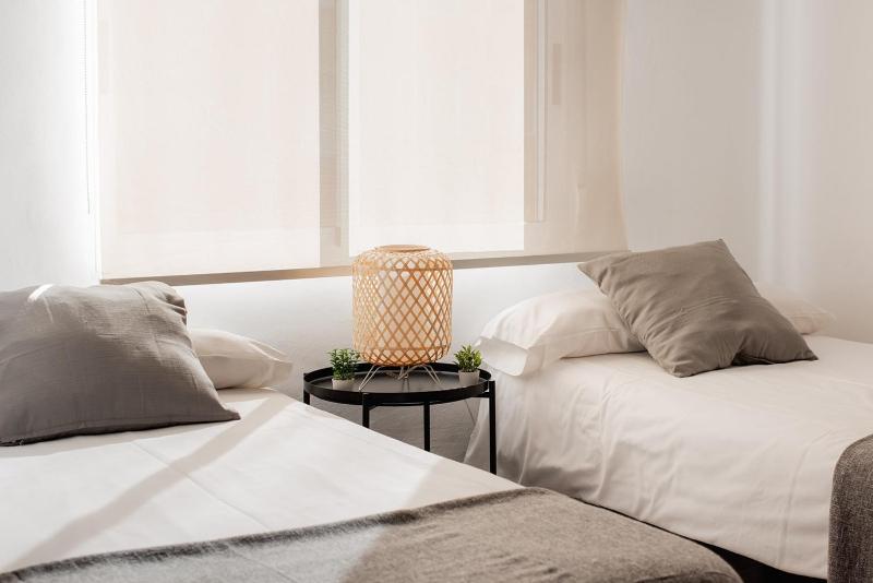Apartamentos FV Flats Valencia - Mestalla 7 — забронировать отель в Валенсии