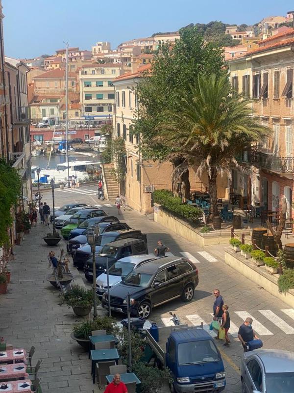 Acquamarina a La Maddalena - Lusso con spiaggia privata