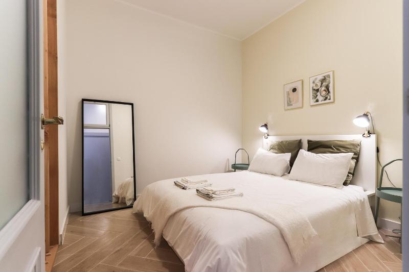 Vita Portucale ! Lisbon Design Apartment with Terrace — отель с удобным расположением в Лиссабоне