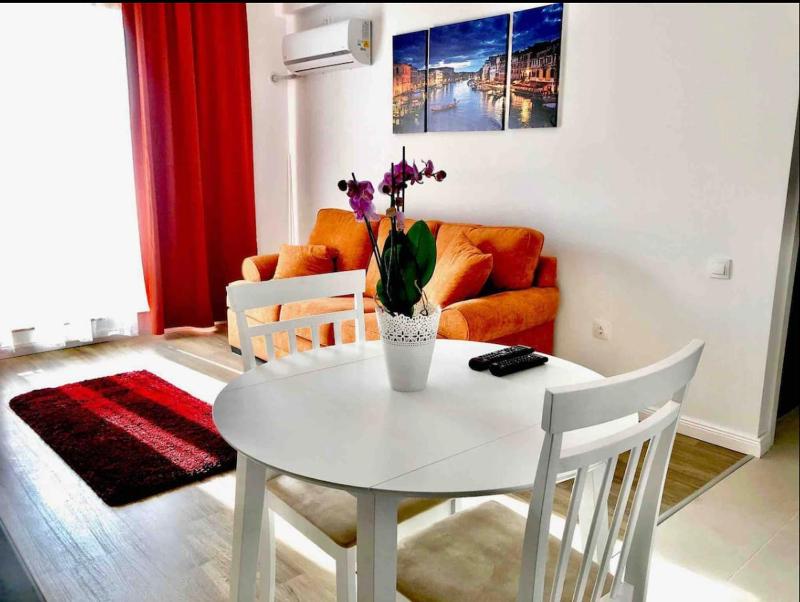 Bucuresti North Cosmopolis Apartament — комфортный отель в Бухаресте