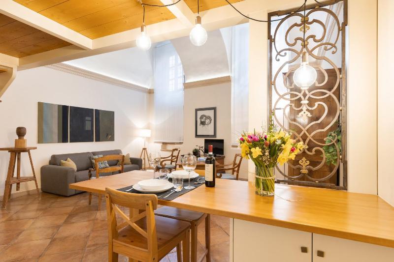 Rome As You Feel - Charming Loft Campitelli in Navona — отель с удобствами в Риме