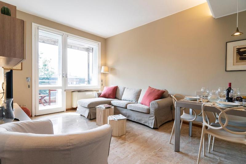 Contempora Apartments - Elvezia 8 - E32 — отель в Милане, Италия