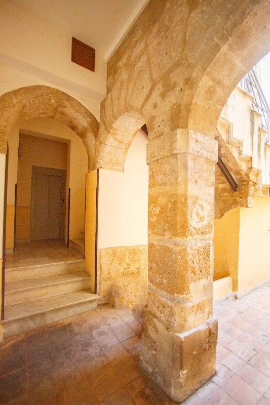 A casa di Francy — забронировать отель в Палермо