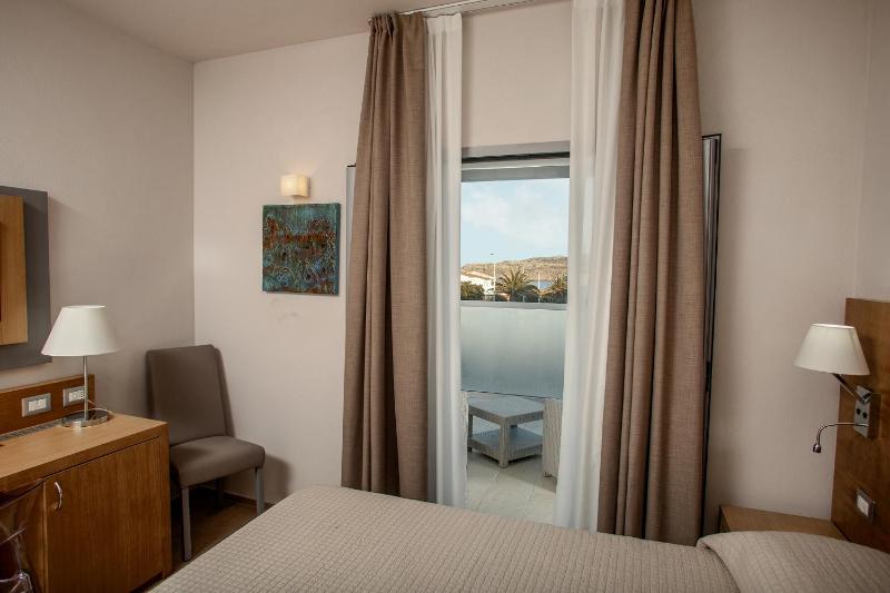 Capotesta Luxury Rooms - Eleganti Camere Vista Mare