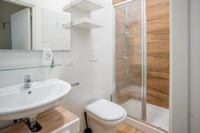 Stay in Naples Flats Toledo — комфортный отель в Неаполе