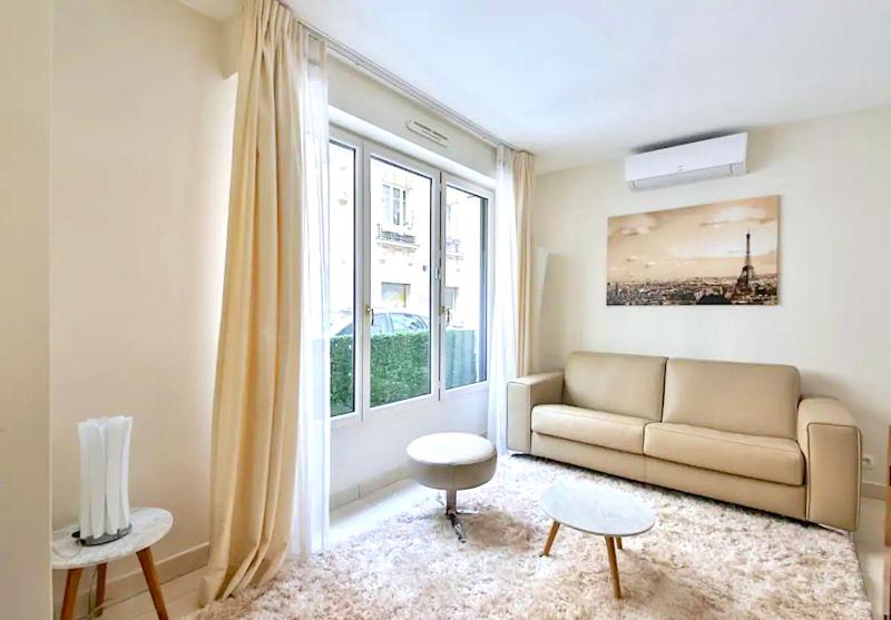 Цены на L'appartement Thibaud в Париже