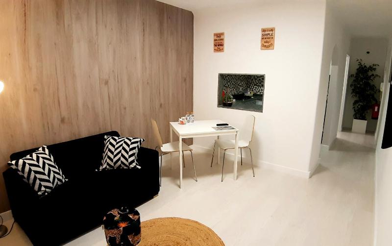 Цены на Encarnacao Home 2 в Лиссабоне