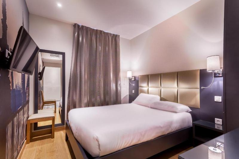 Hotel Jenner — комфортный отель в Париже