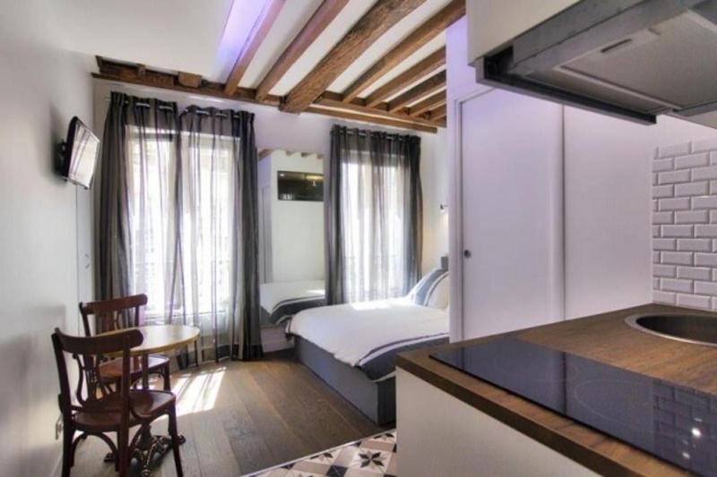 Cosy studio - 2P - Sacre Coeur-Abbesses — отель с удобным расположением в Париже