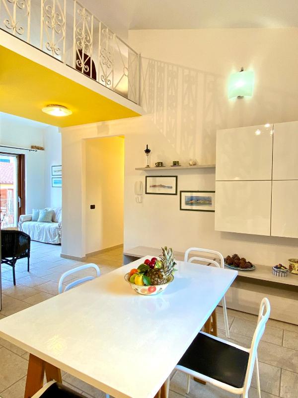 Cala Gavetta a La Maddalena - Suggestivo loft vista porto