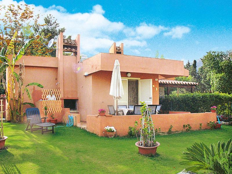 BINI a Costa Rei - Incantevole Casa Fronte Mare