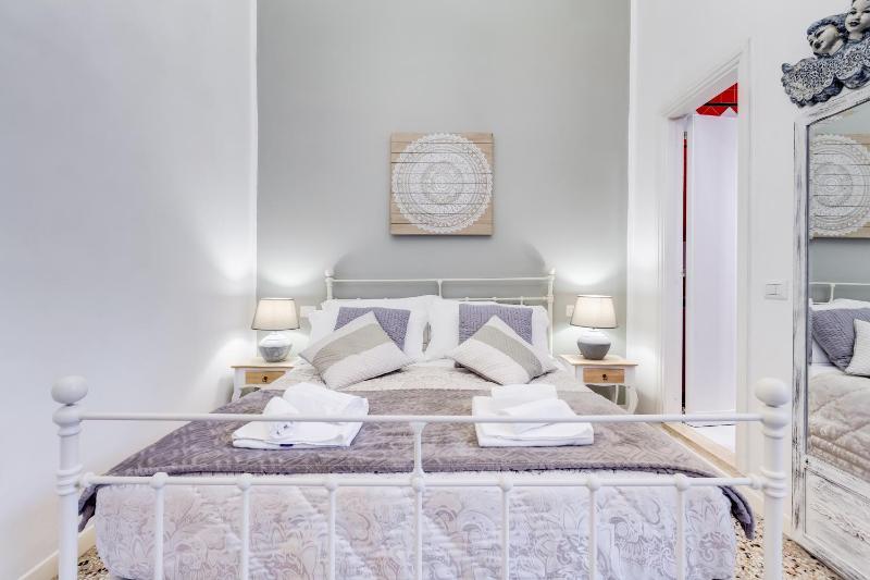 TRASTEVERE LUXURY — отель в Риме, Италия