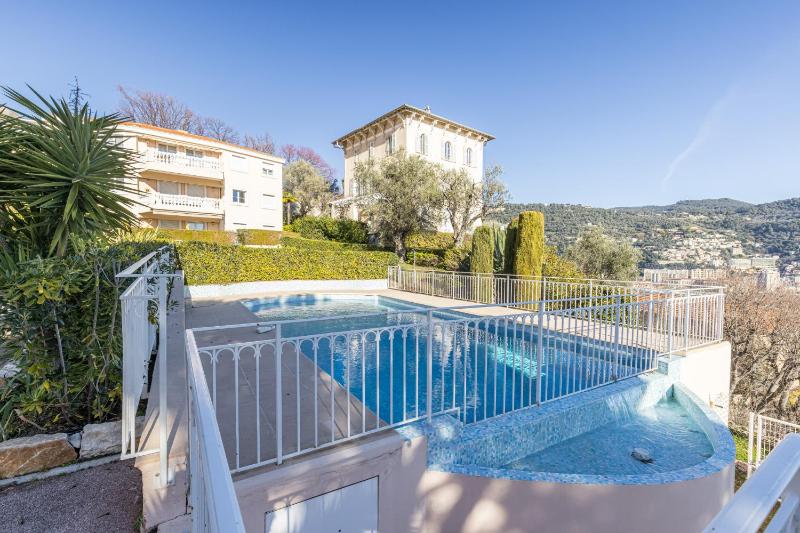 Open view Swimming Pool & Garage 1 Bdr — отель с удобным расположением в Николь