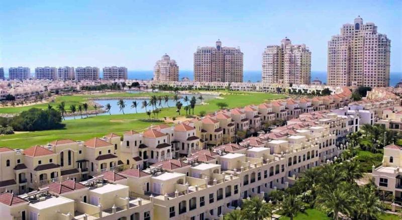 Stunning Gulf Studio With Gymbeachpool Access — комфортный отель в Рас аль-Хайме