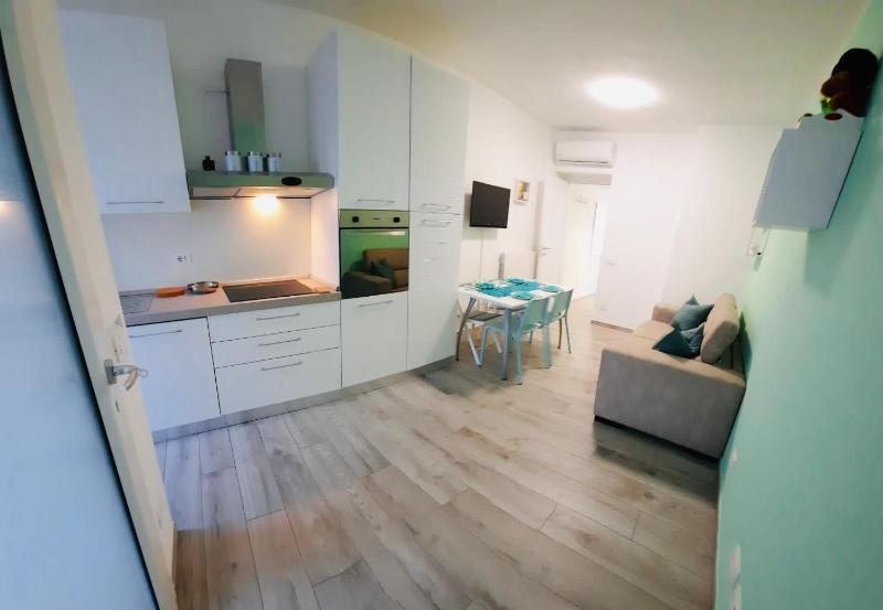 Tiffany Suites Milano — отель с удобствами в Милане