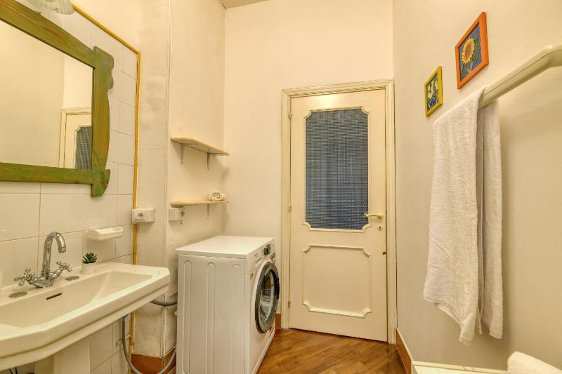 IzzHome Sonnino a Cagliari - Grazioso appartamento balcone