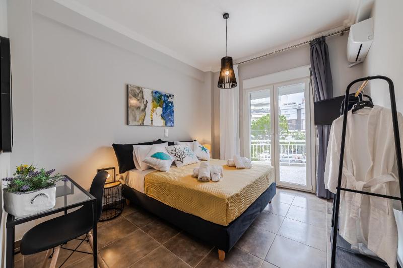 Bijou apartment in Glyfada center — отель с удобным расположением в Афины