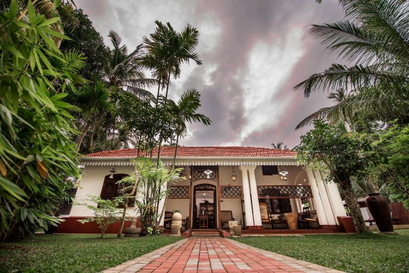 Fortress de Jayaweera - Historic Villa - A proud legacy since 1889 — отель с удобствами в Бентота